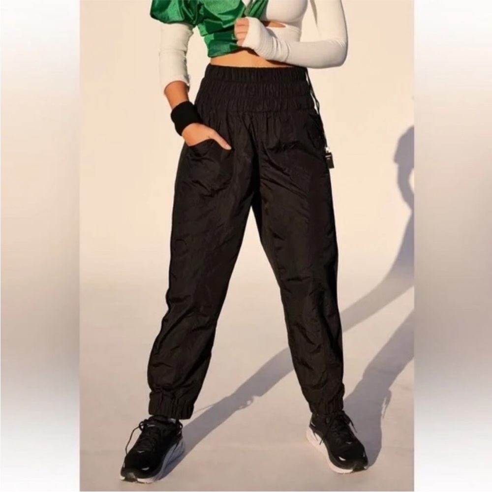 Free People Movement Women's The Way Home Jogger Pants Black Size Small NEW